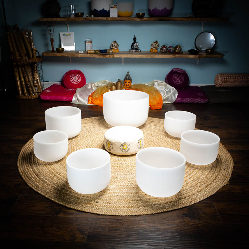 أطباق الغناء الكريستال مع حمل  - مراجعة Healing Crystal Set وسعره